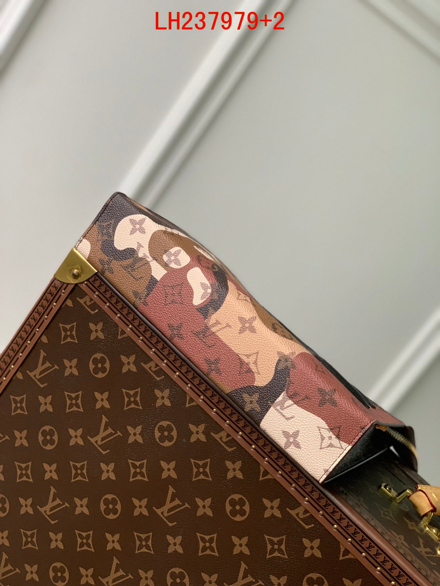 Louis Vuitton Pochette Voyage