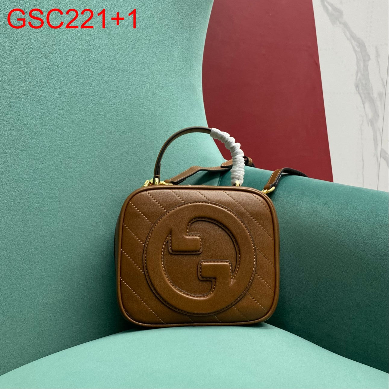 Gucci Blondie top handle bag