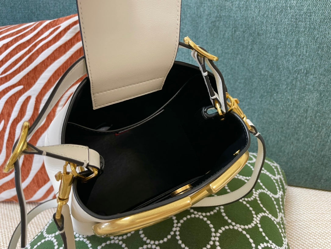 Valentino Garavani Super Bucket bag