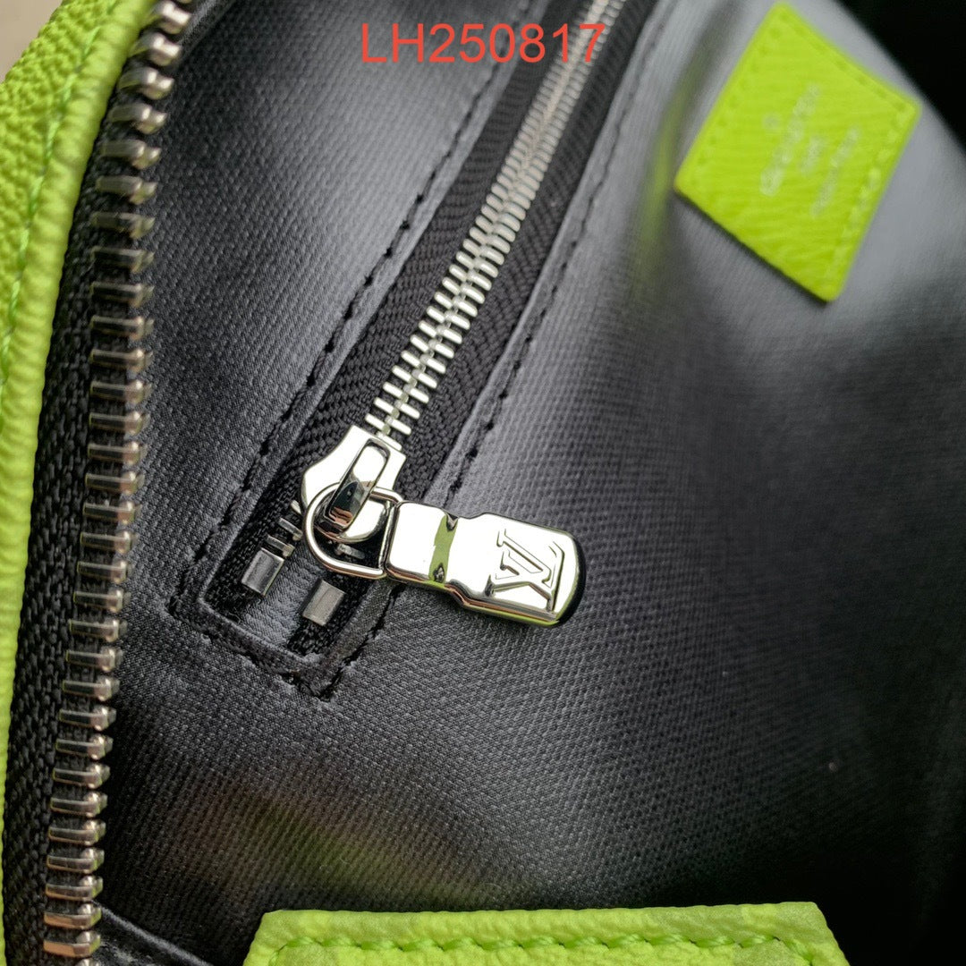 Louis Vuitton Dopp kit