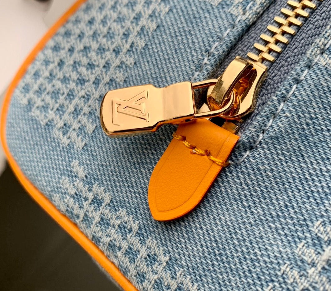 Louis Vuitton Locker Dopp Kit Monogram Eclipse