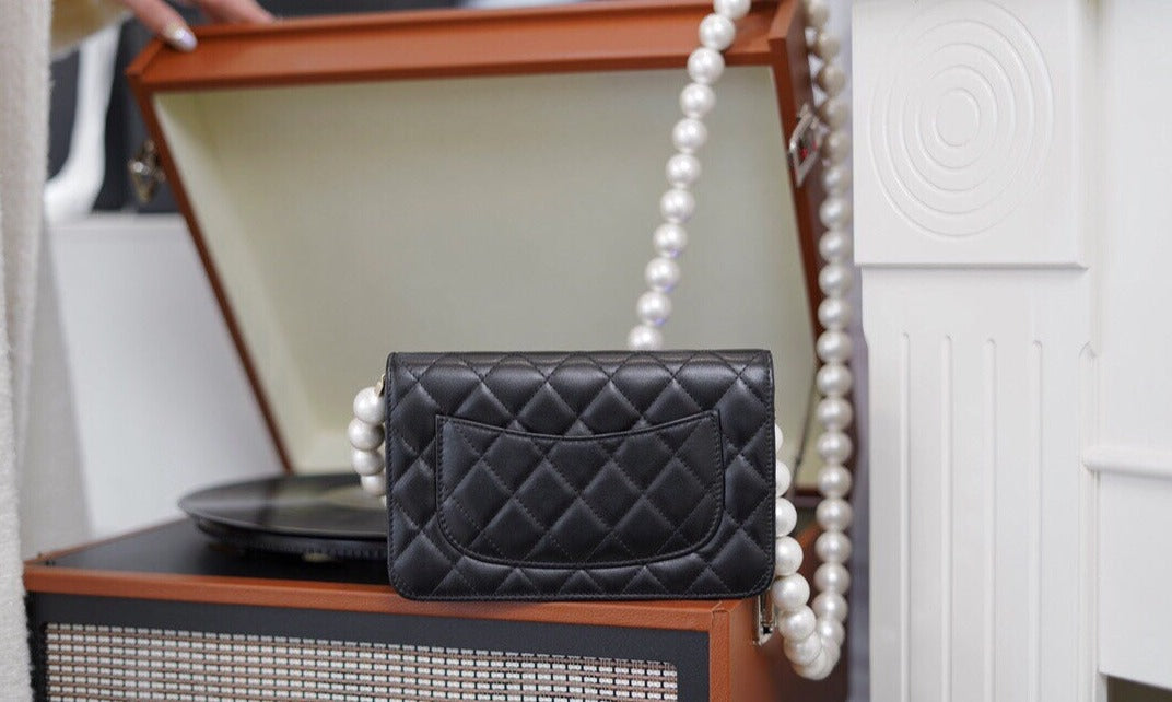 Chanel Small Wallet on Chain