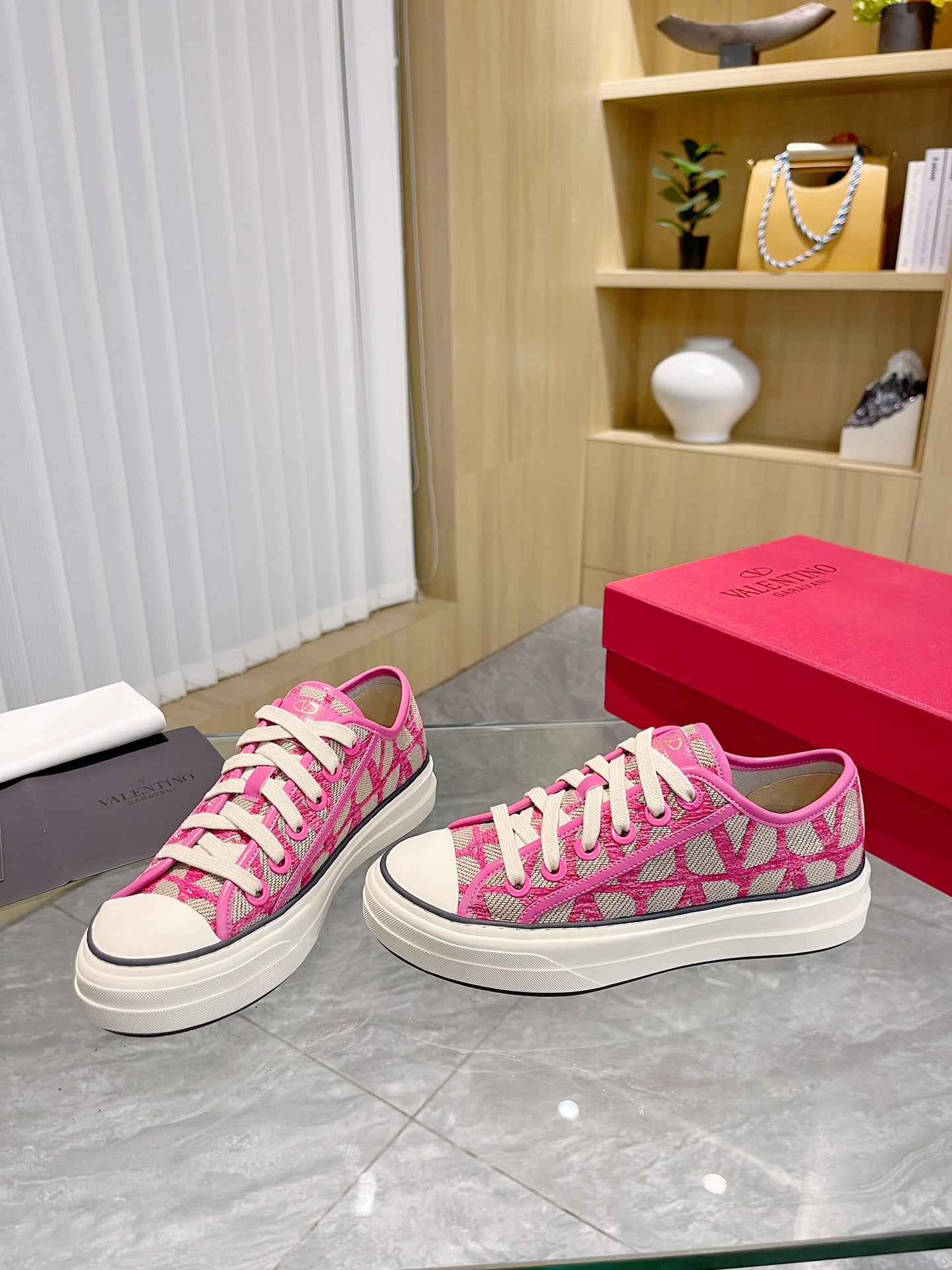 Valentino Sneakers