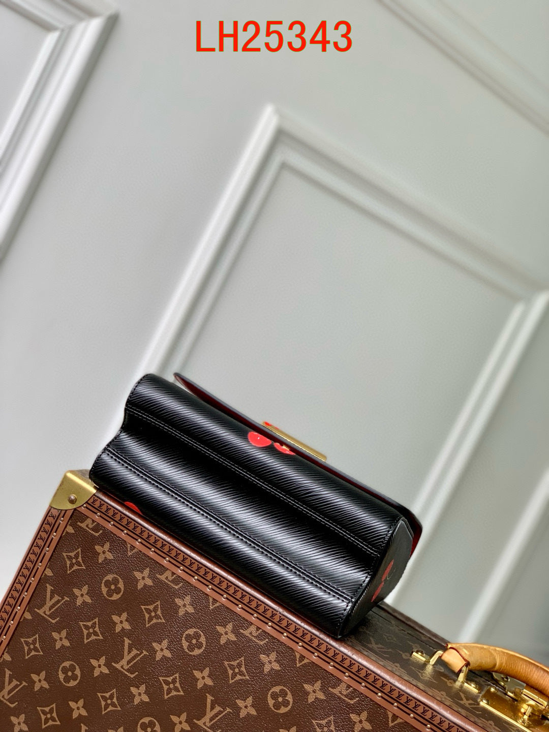 Louis Vuitton LV x TM Twist MM