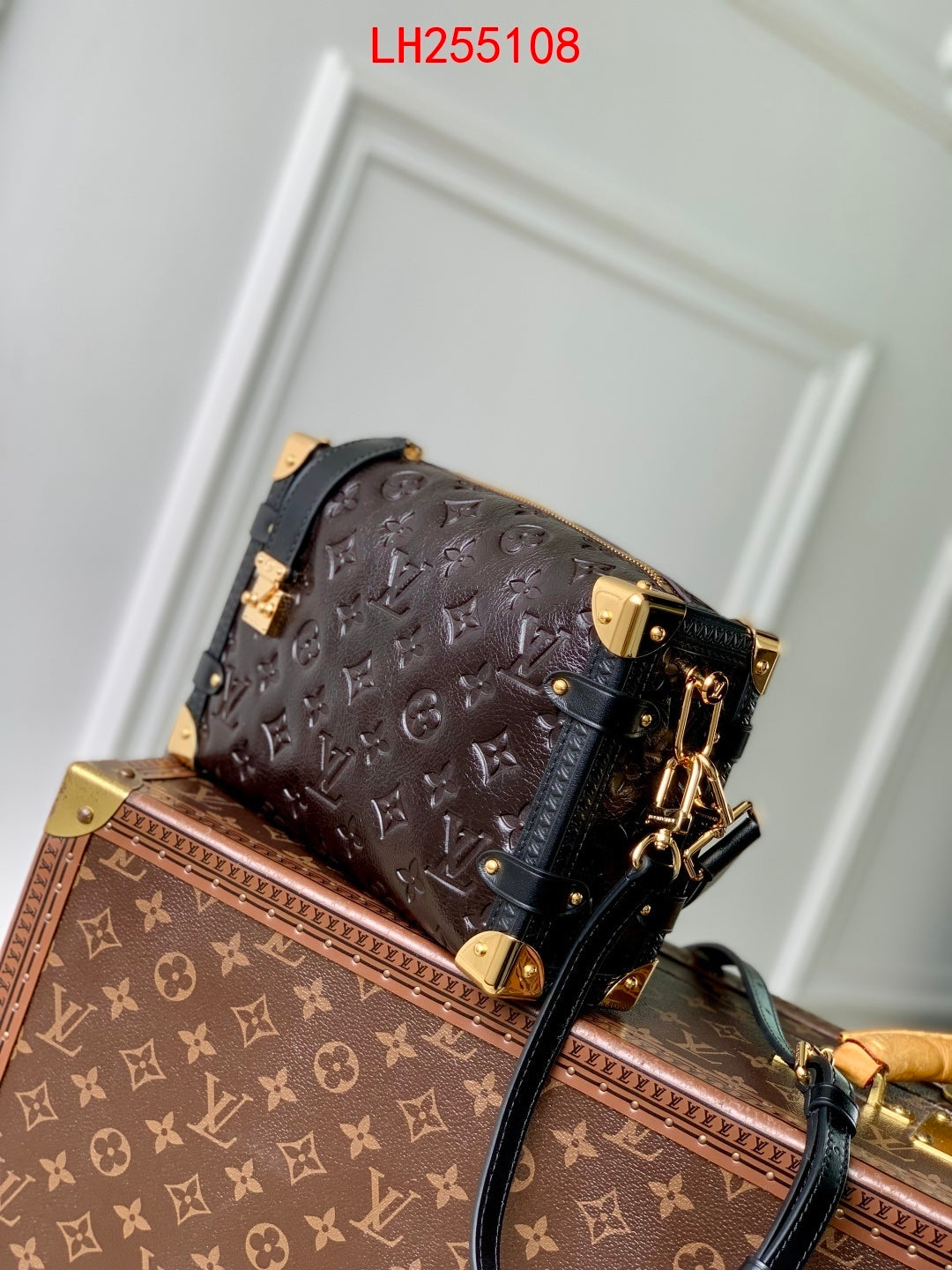 Louis Vuitton Side Trunk MM Fall Winter 2025