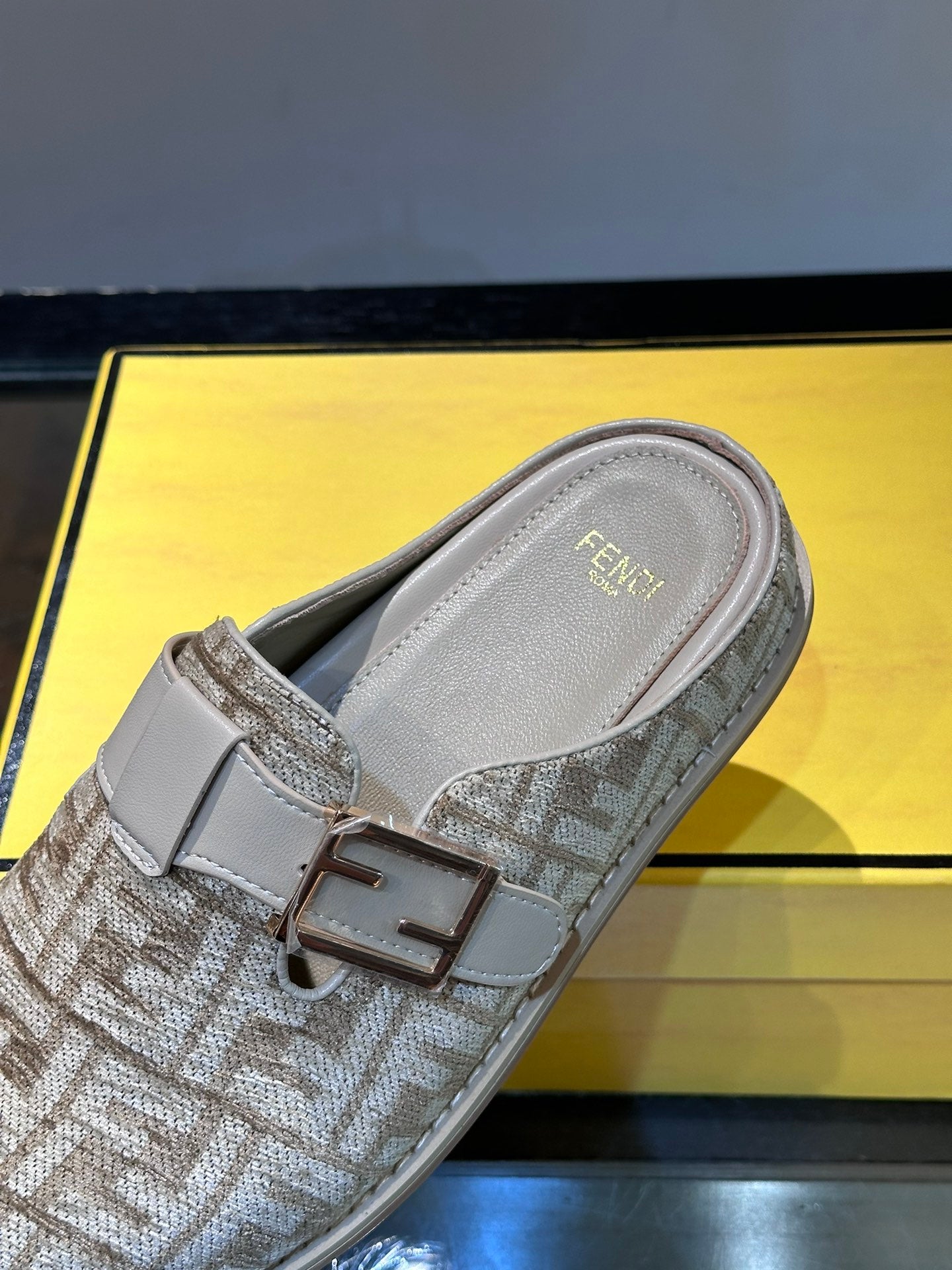 Fendi Slippers