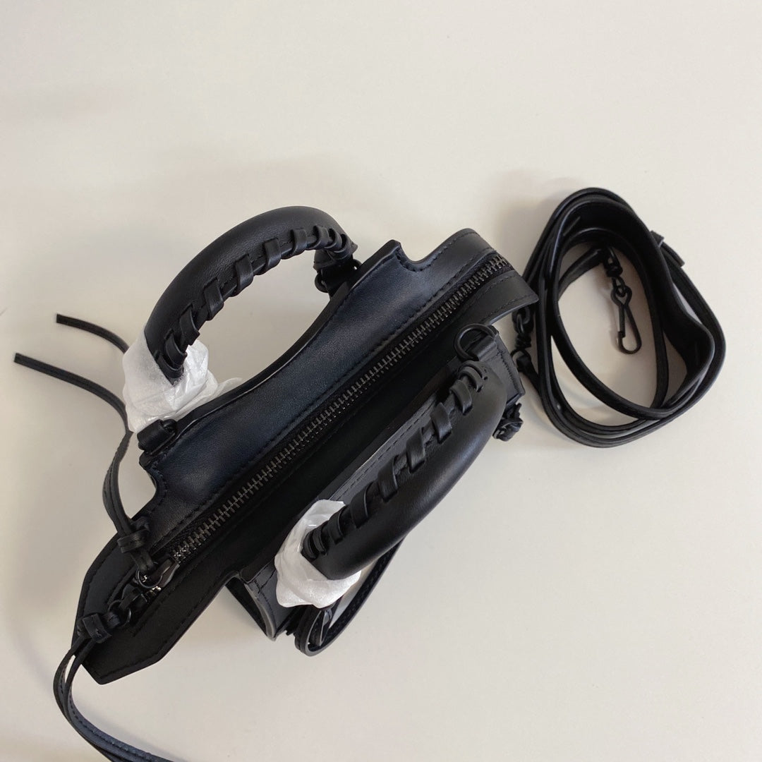 Balenciaga Neo Classic Bag