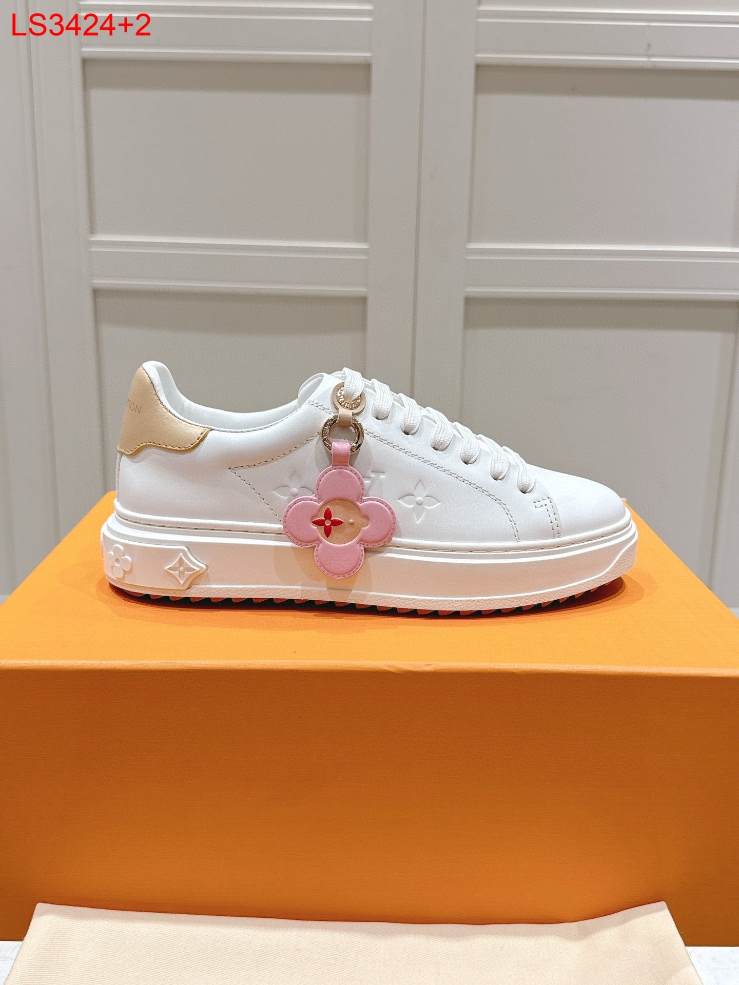 Louis Vuitton Sneakers