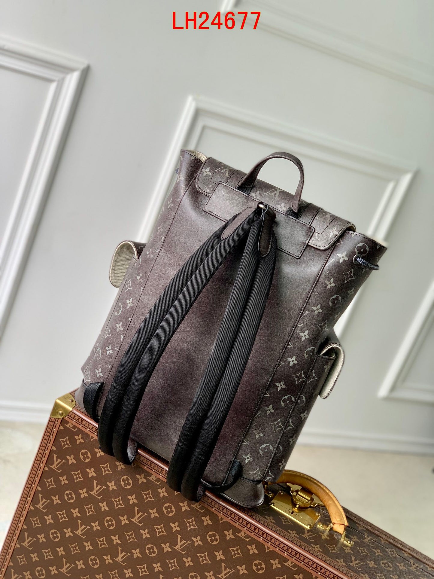Louis Vuitton Christopher Fall Winter collection