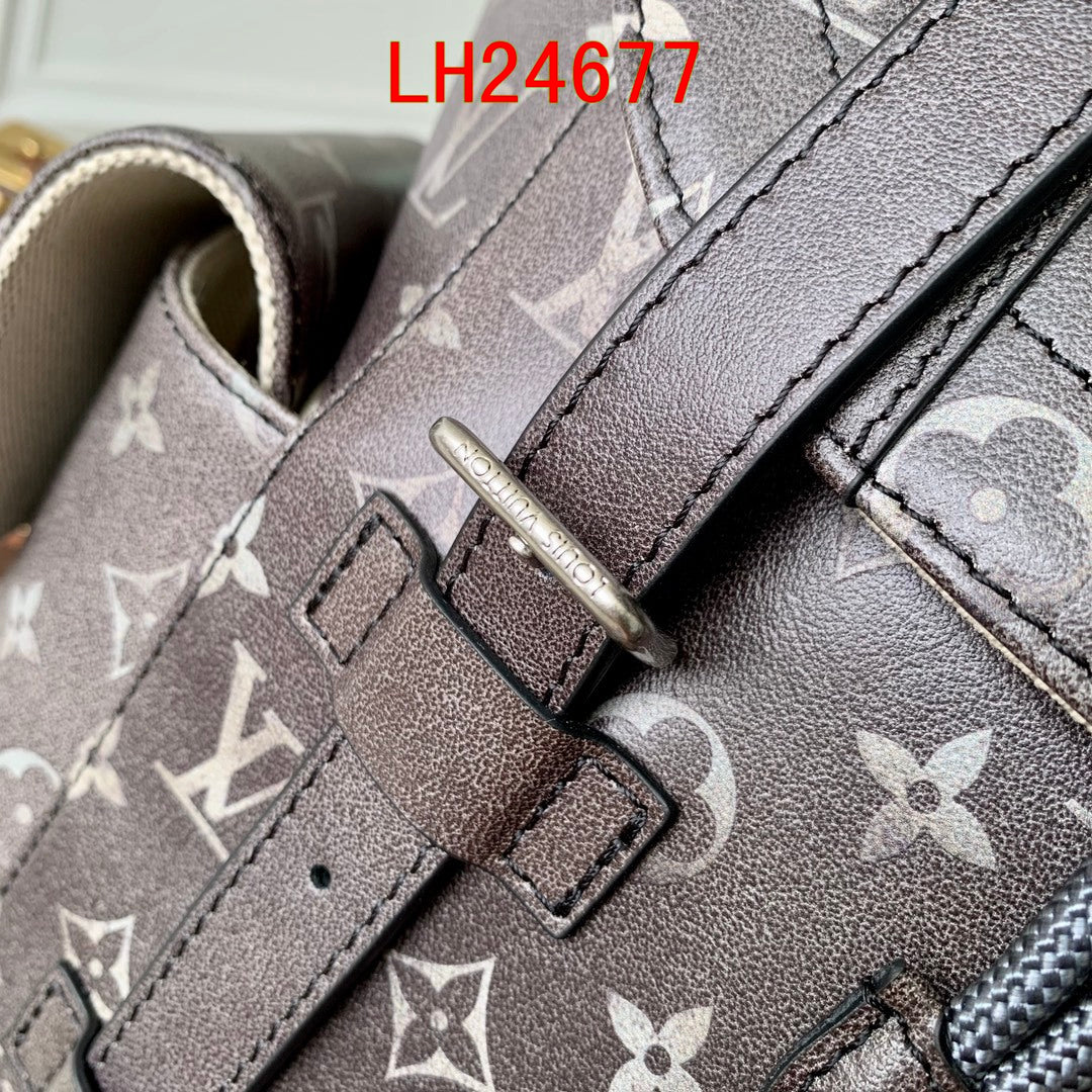 Louis Vuitton Christopher Fall Winter collection