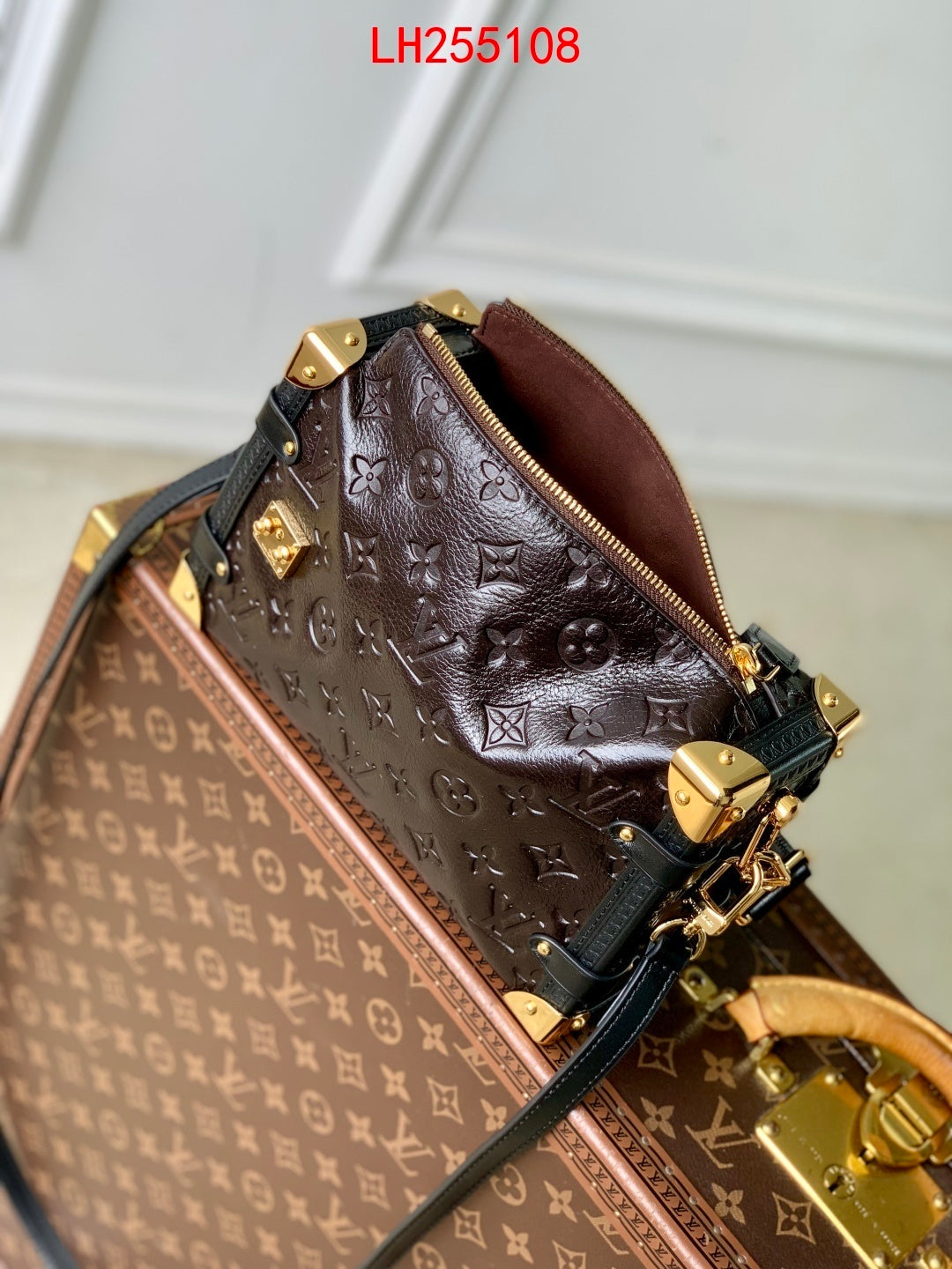 Louis Vuitton Side Trunk MM Fall Winter 2025