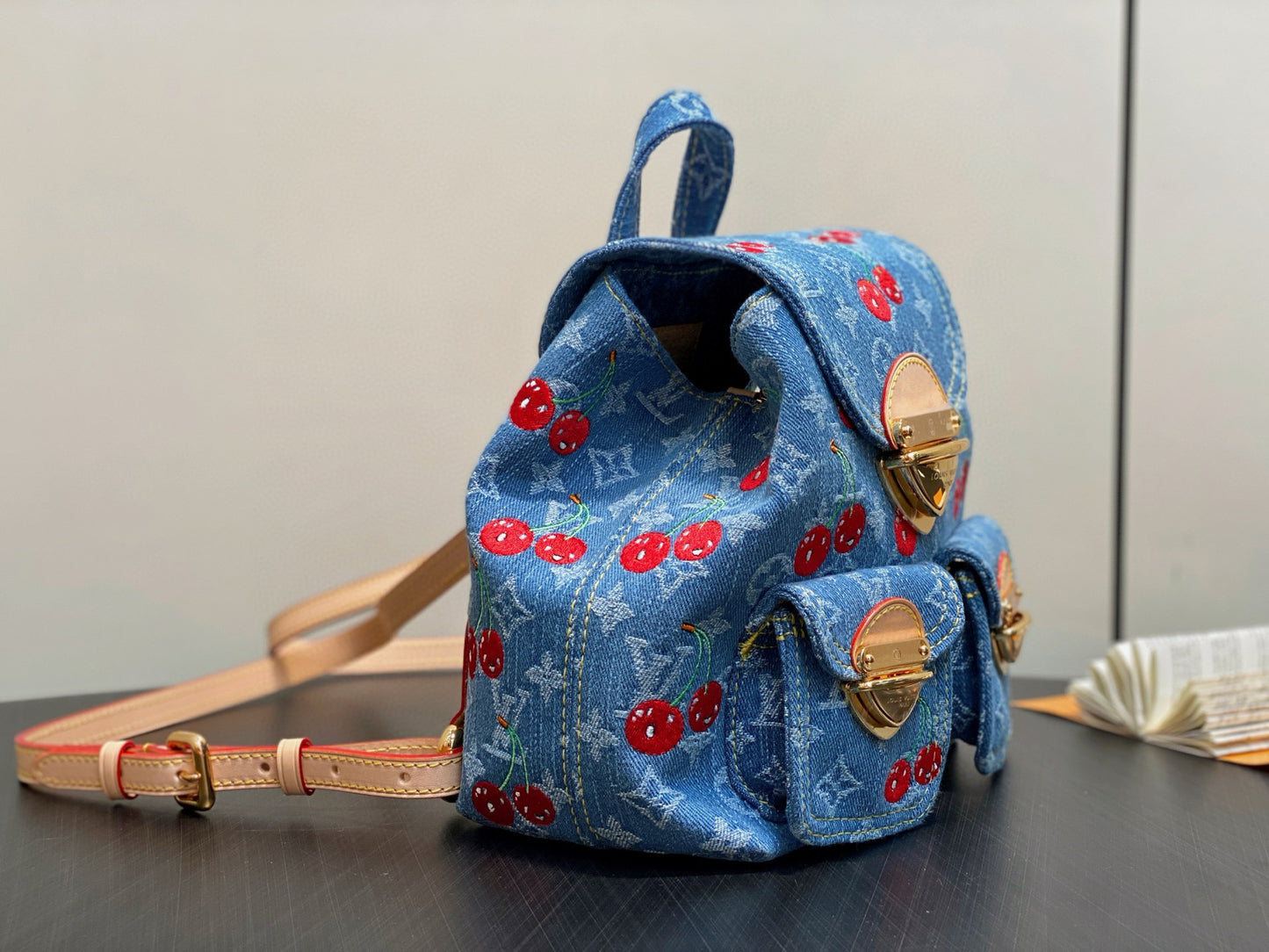 Louis Vuitton LV x TM Venice NM
