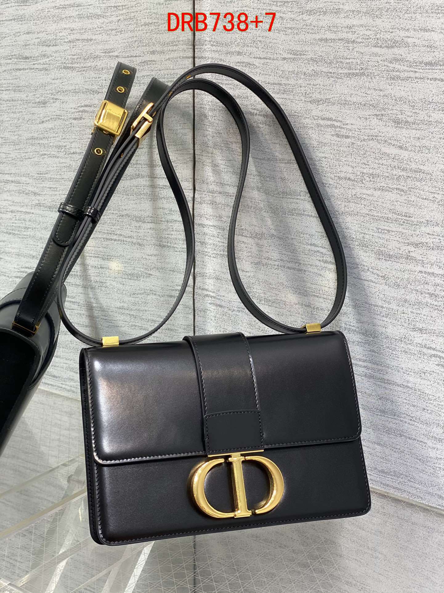 Dior Montaigne 30