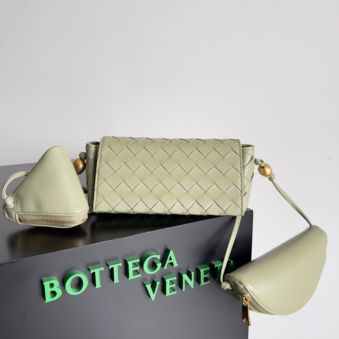 Bottega Veneta Pouch On strap