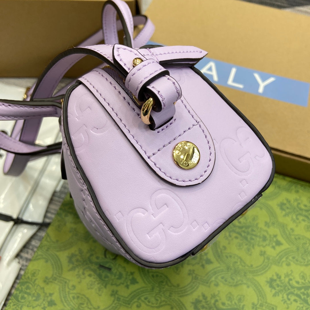 Gucci Super mini Top handle bag