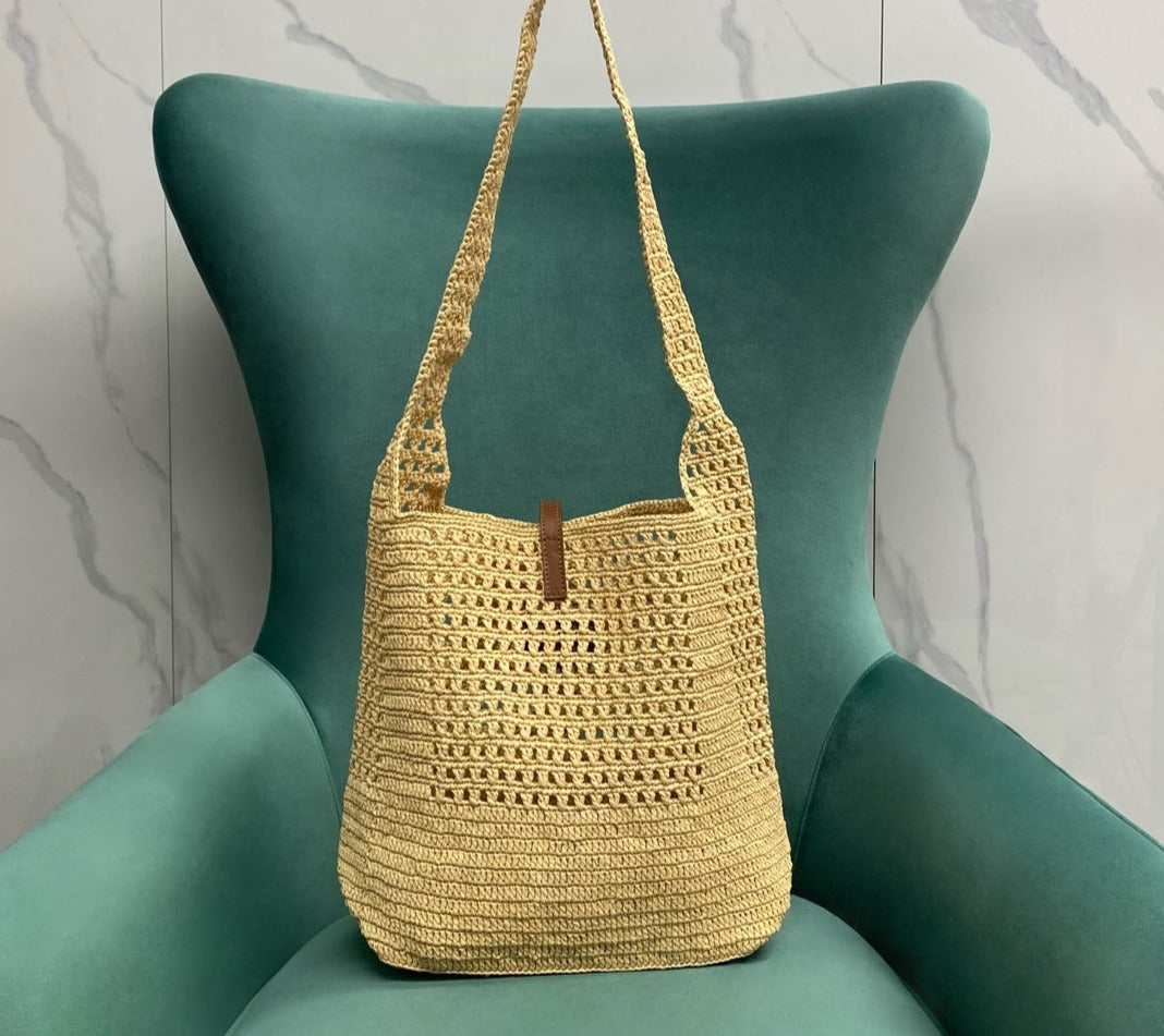 YSL Le 5 A 7 Straw bag