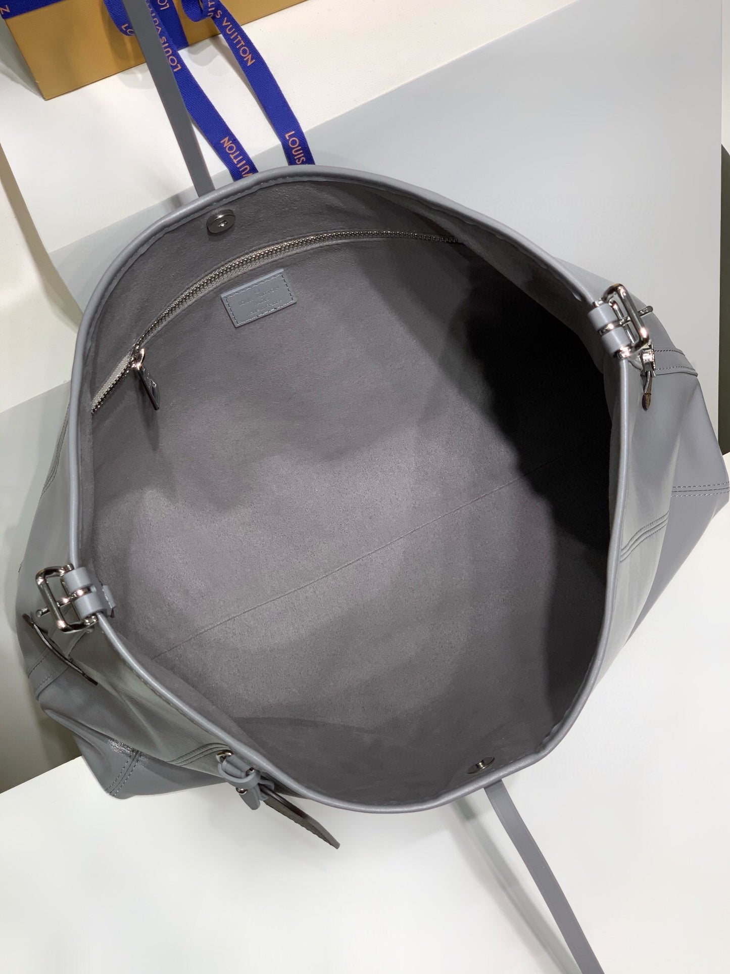 Louis Vuitton CarryAll Dark MM
