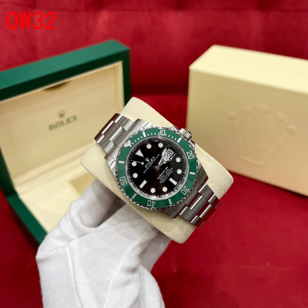 Rolex Oyster Perpetual Date Submariner Watch