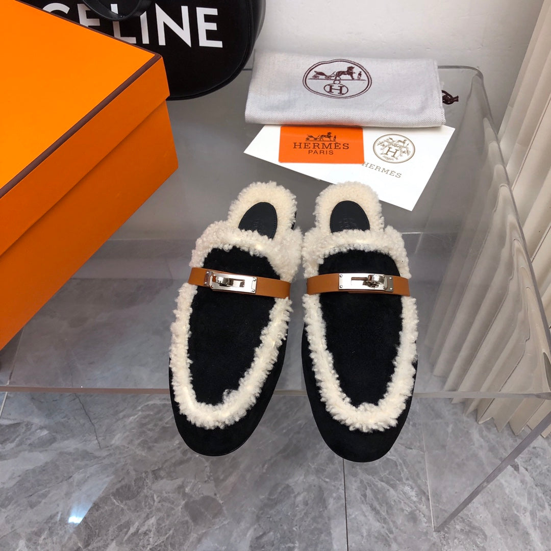 Hermes Slippers