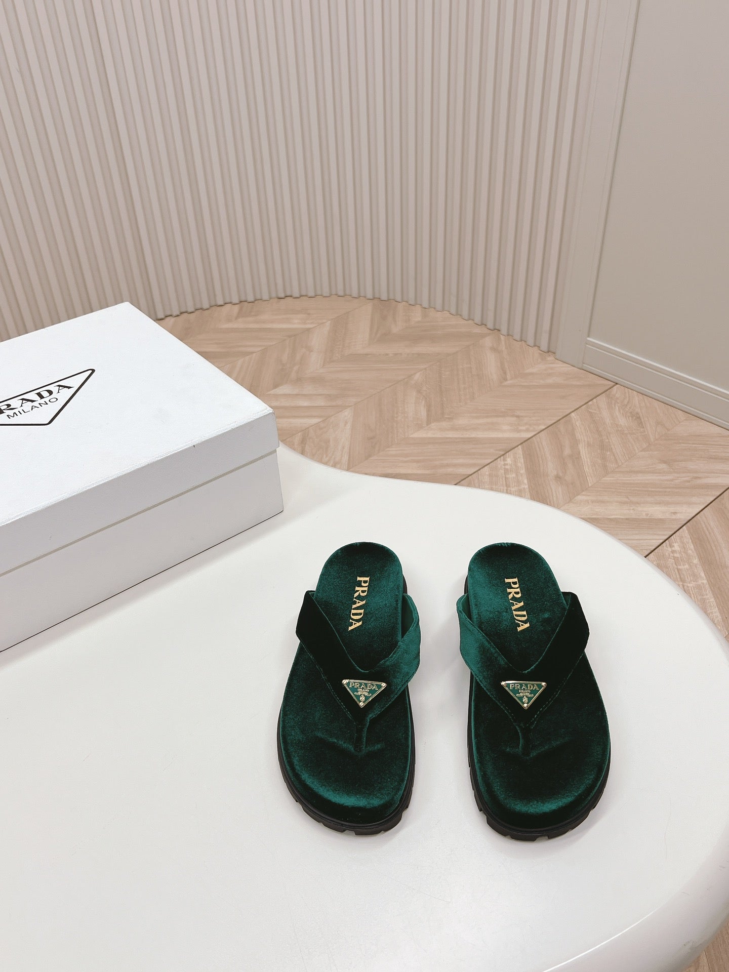 Prada Slides