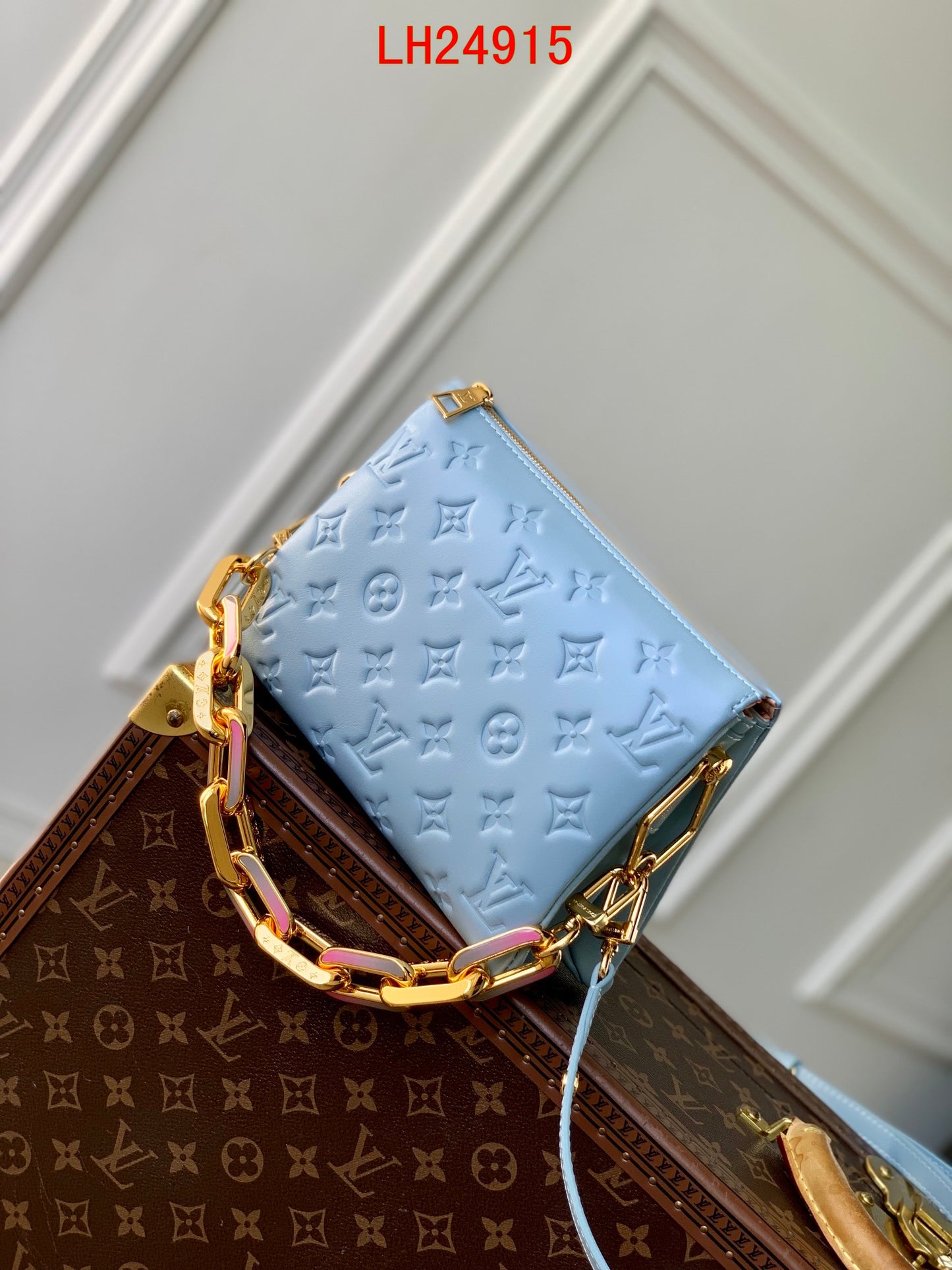 Louis Vuitton Coussin BB