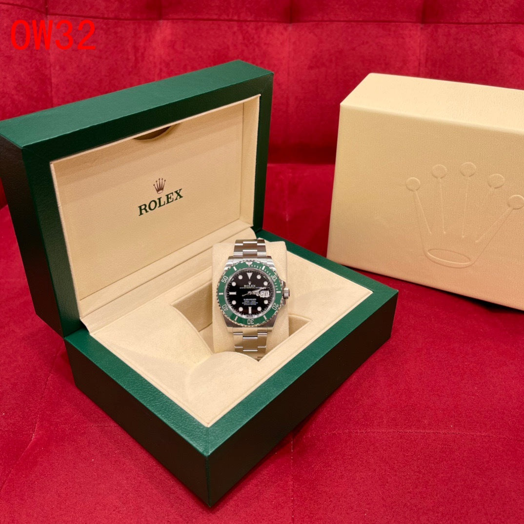 Rolex Oyster Perpetual Date Submariner Watch
