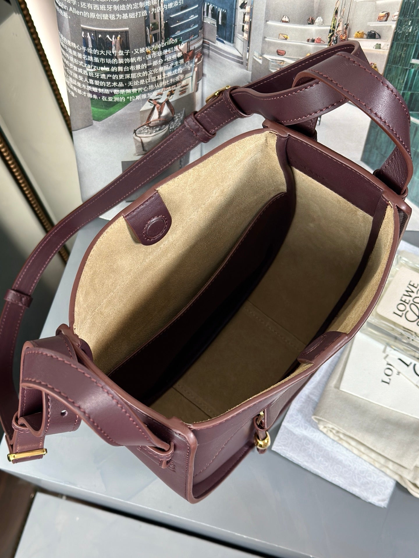 Loewe Hammock Slice bag