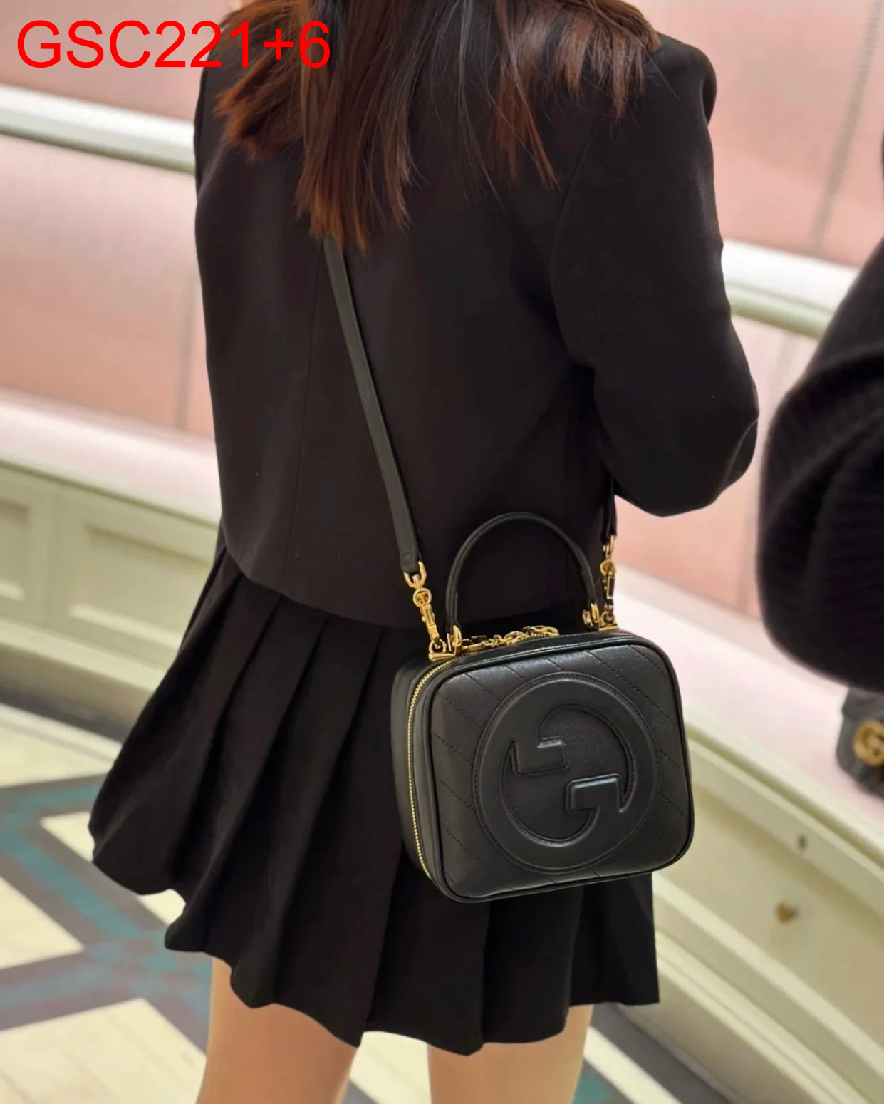 Gucci Blondie top handle bag