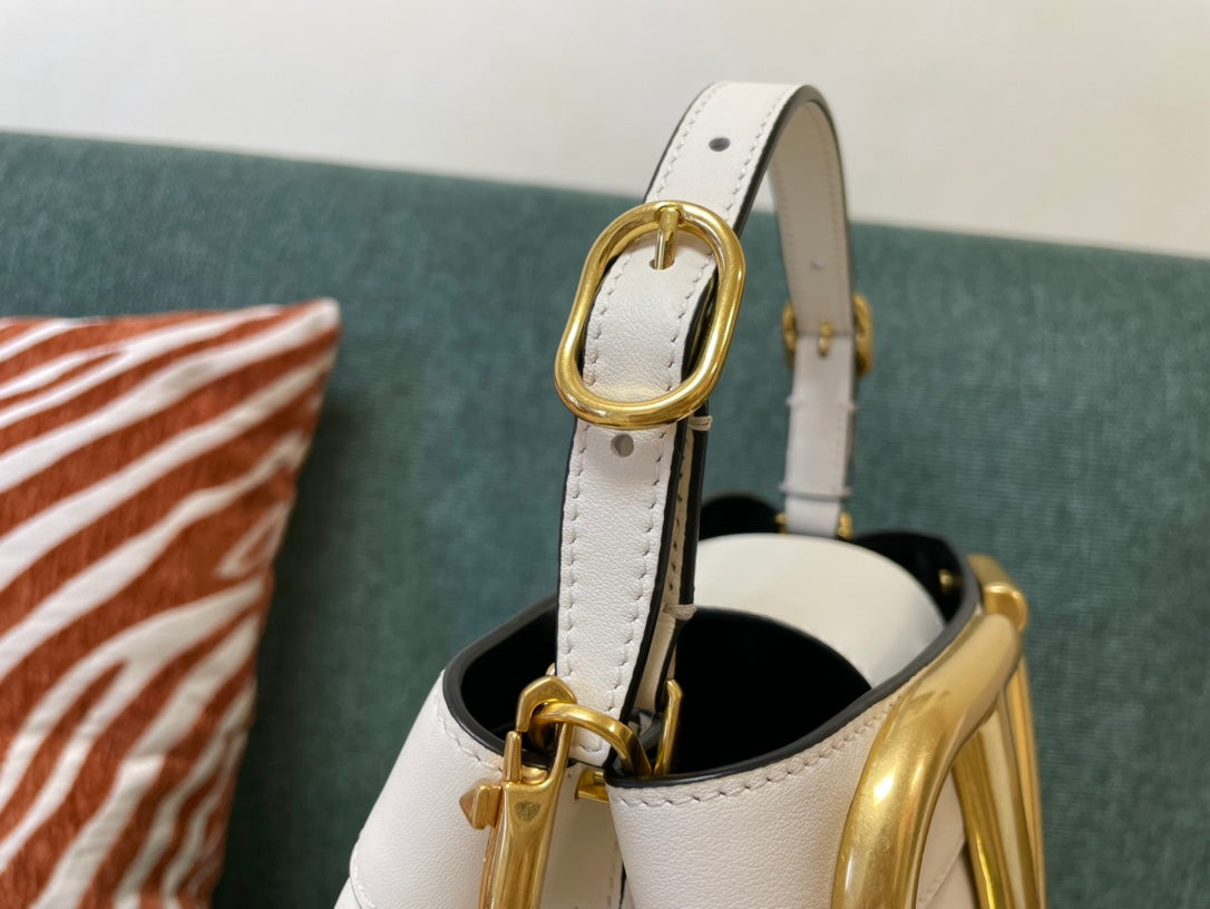 Valentino Garavani Super Bucket bag