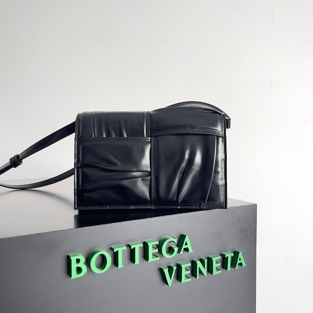 Bottega Veneta Mini Casette bag