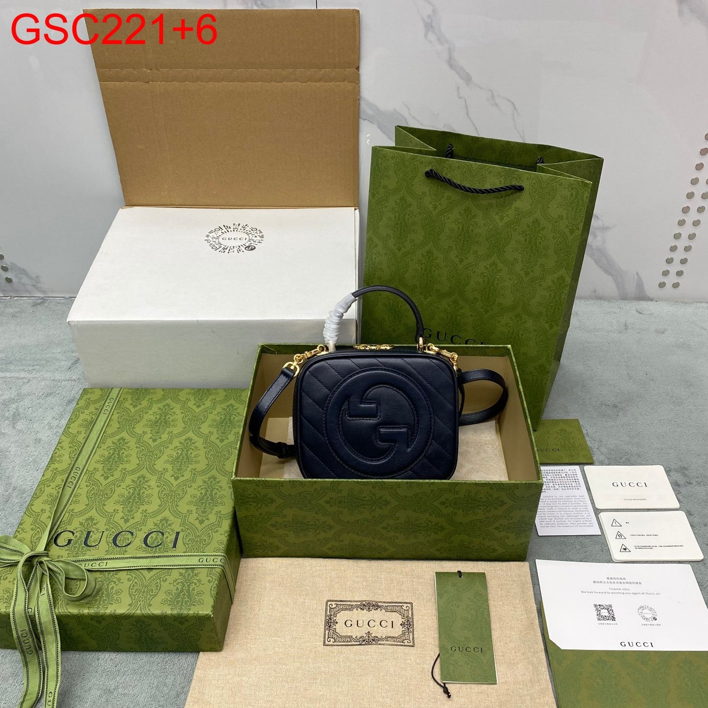 Gucci Blondie top handle bag
