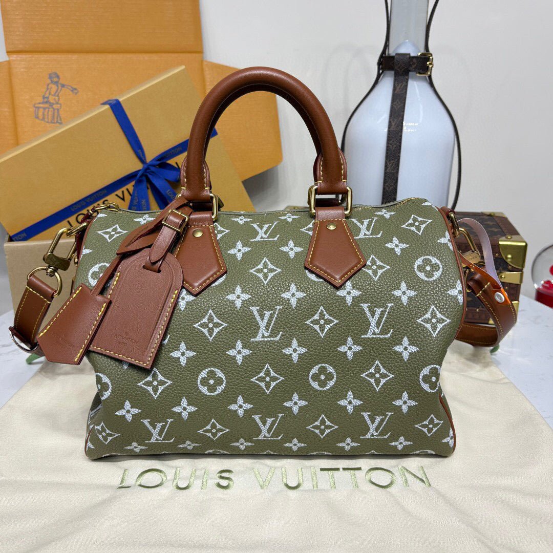 Louis Vuitton Speedy P9 Bandoulière 30
