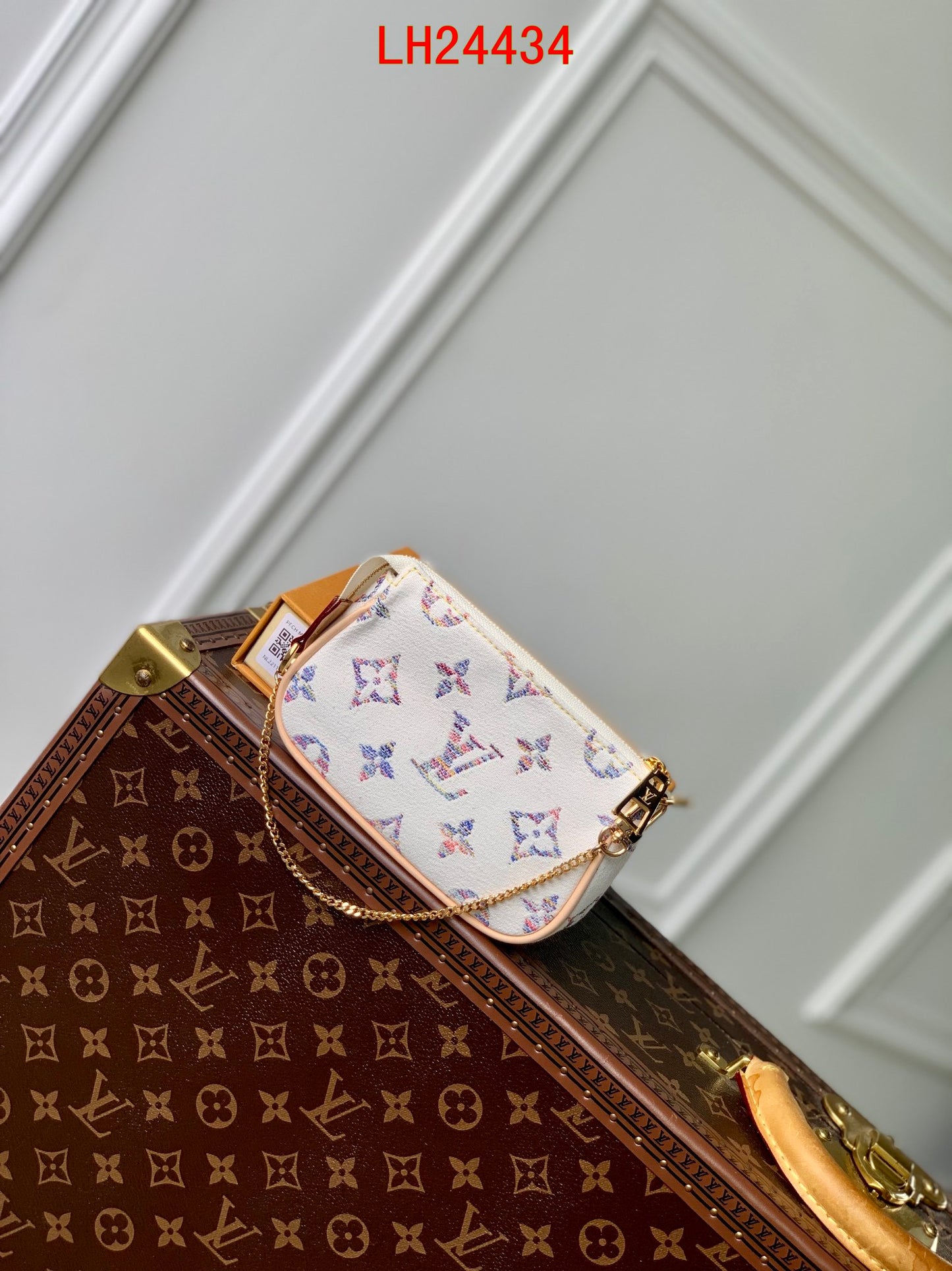 Louis Vuitton Mini Pochette Accessoires