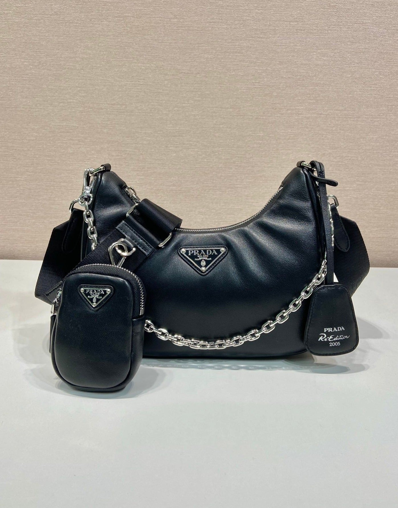 Prada Re-Edition 2005 Saffiano leather bag