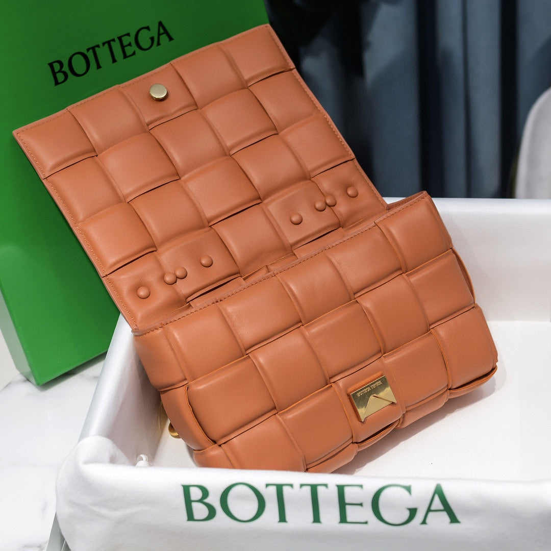Bottega Veneta Chain Cassette Bag