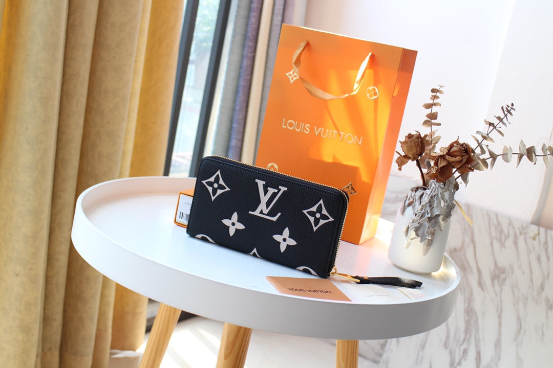 Louis Vuitton Zippy Wallet Bicolor Empreinte leather