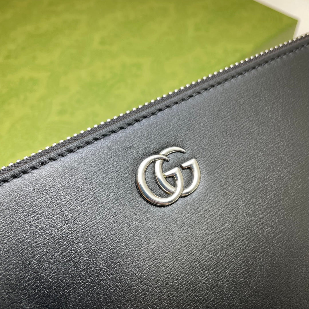 Gucci GG Marmont leather pouch