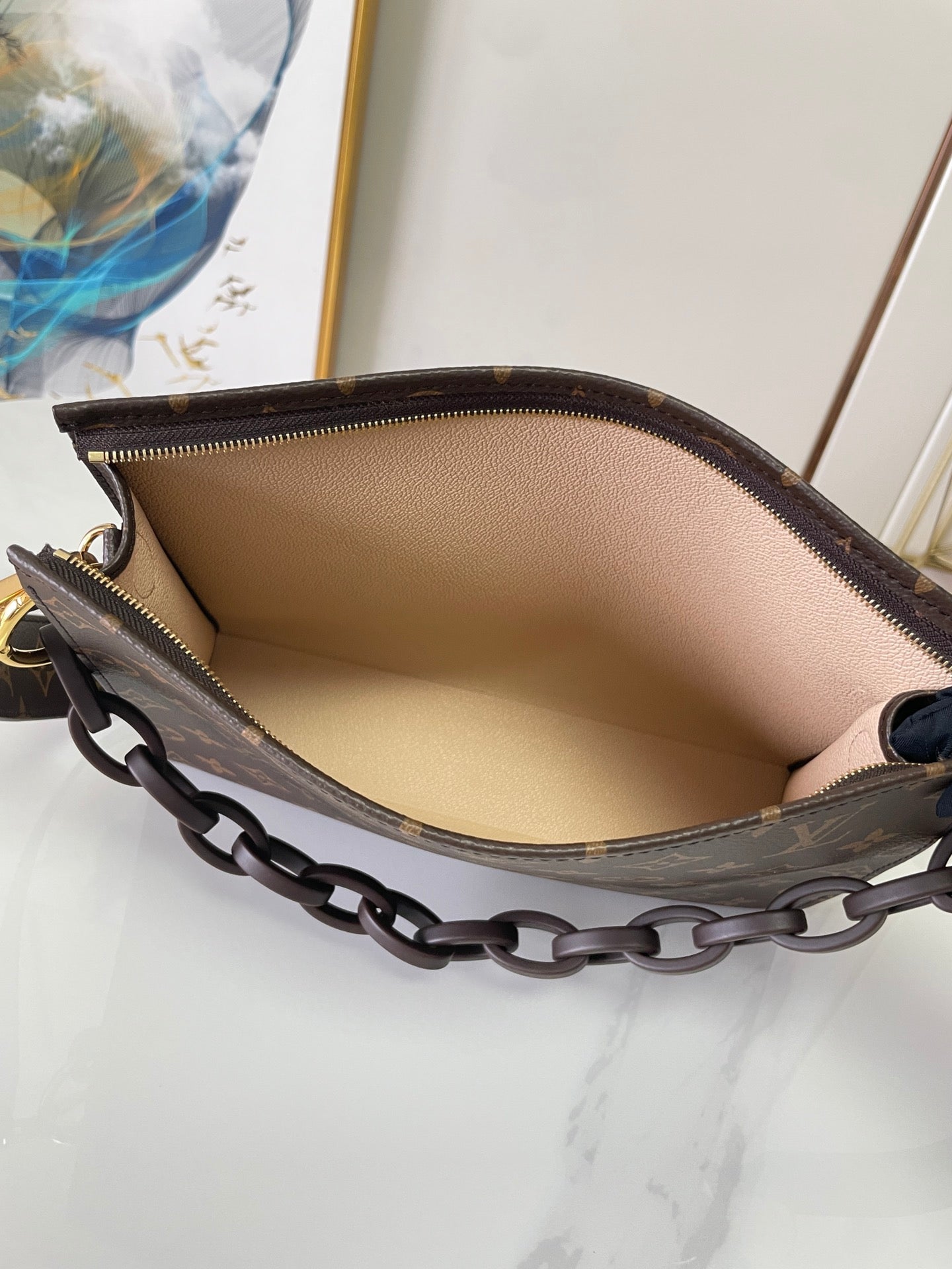Louis Vuitton Coussin monogram