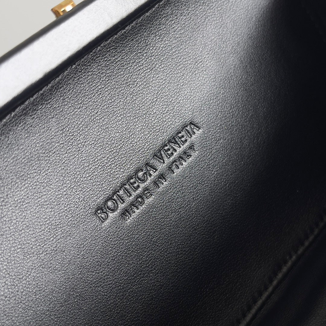 Bottega Veneta Knot Bag