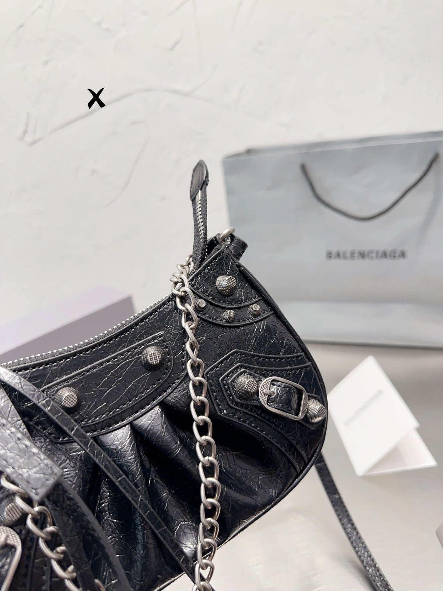Balenciaga Le Cagole xs shoulder bag