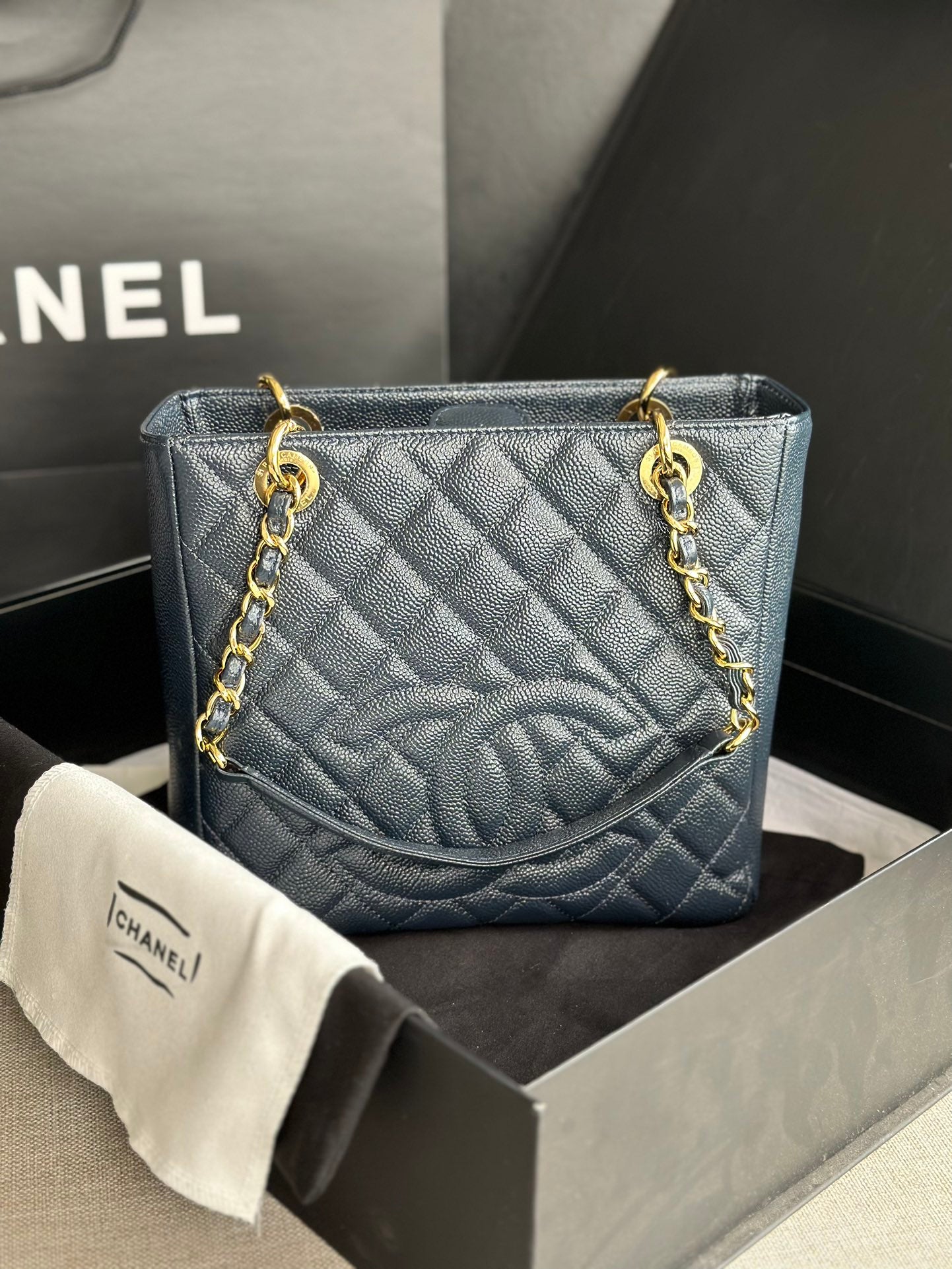 Chanel Chain Tote Bag
