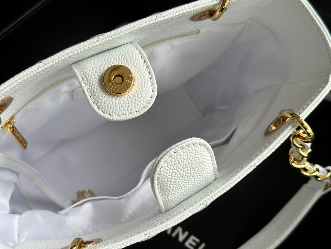 Chanel Chain Tote Bag