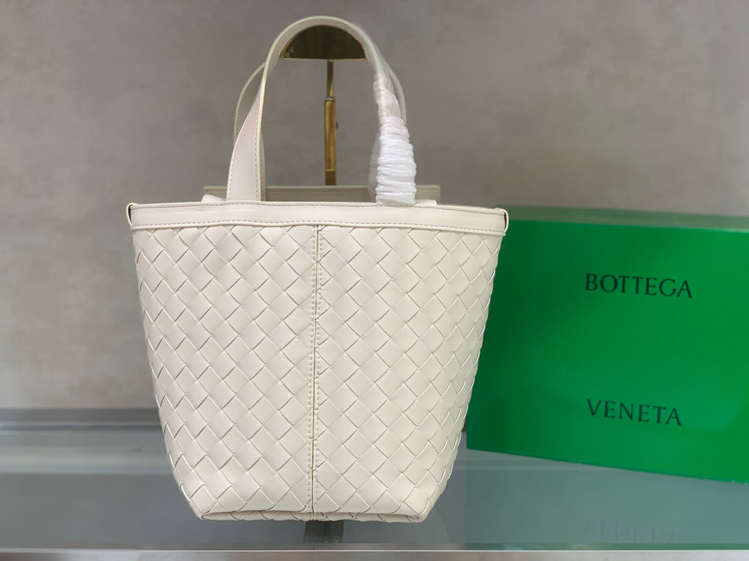 Bottega Veneta Flip Flap Small Bag