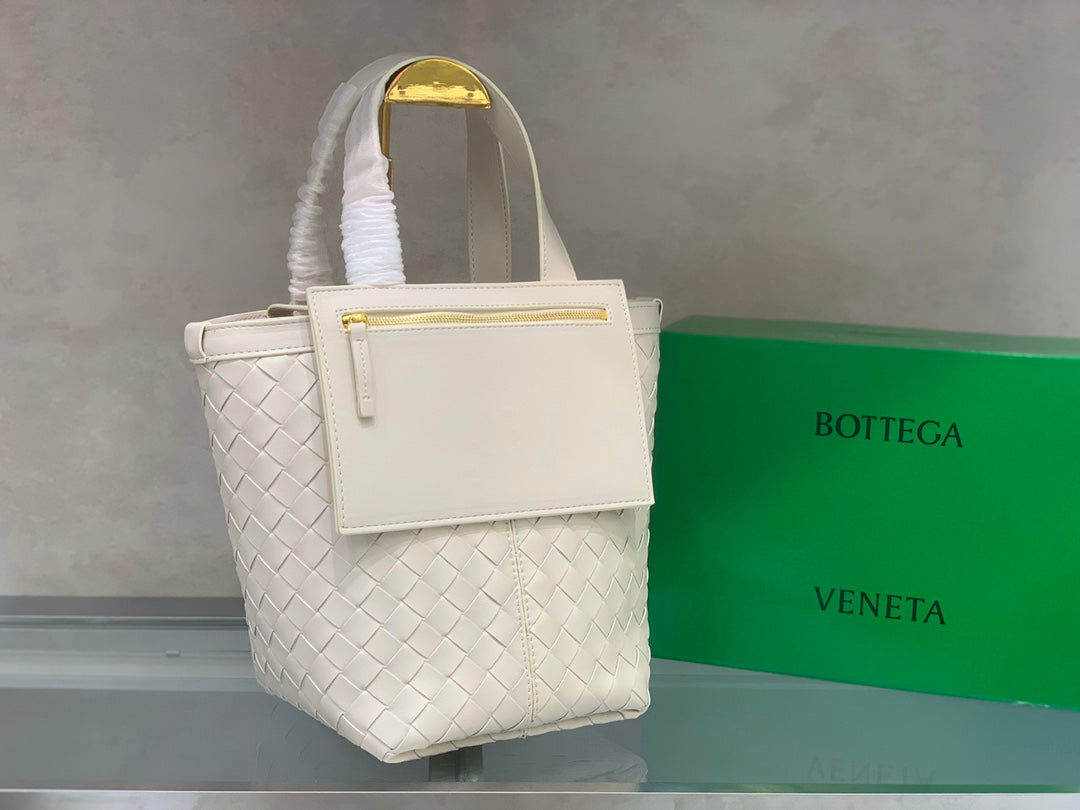 Bottega Veneta Flip Flap Small Bag