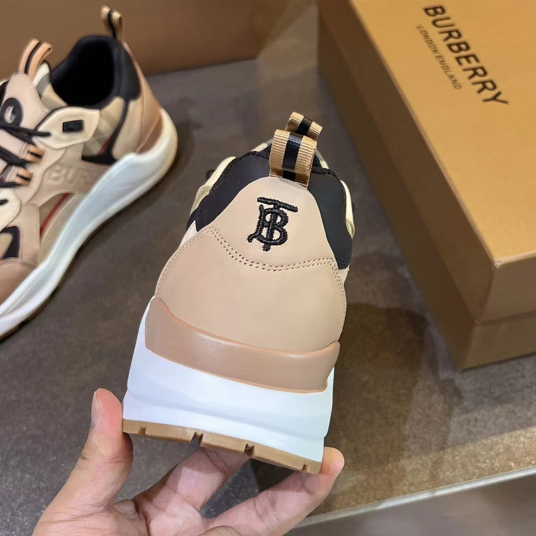 Burberry Sneakers