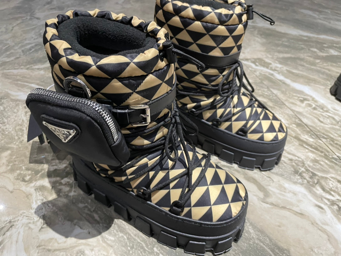 Prad Short Ski Boots with pocket