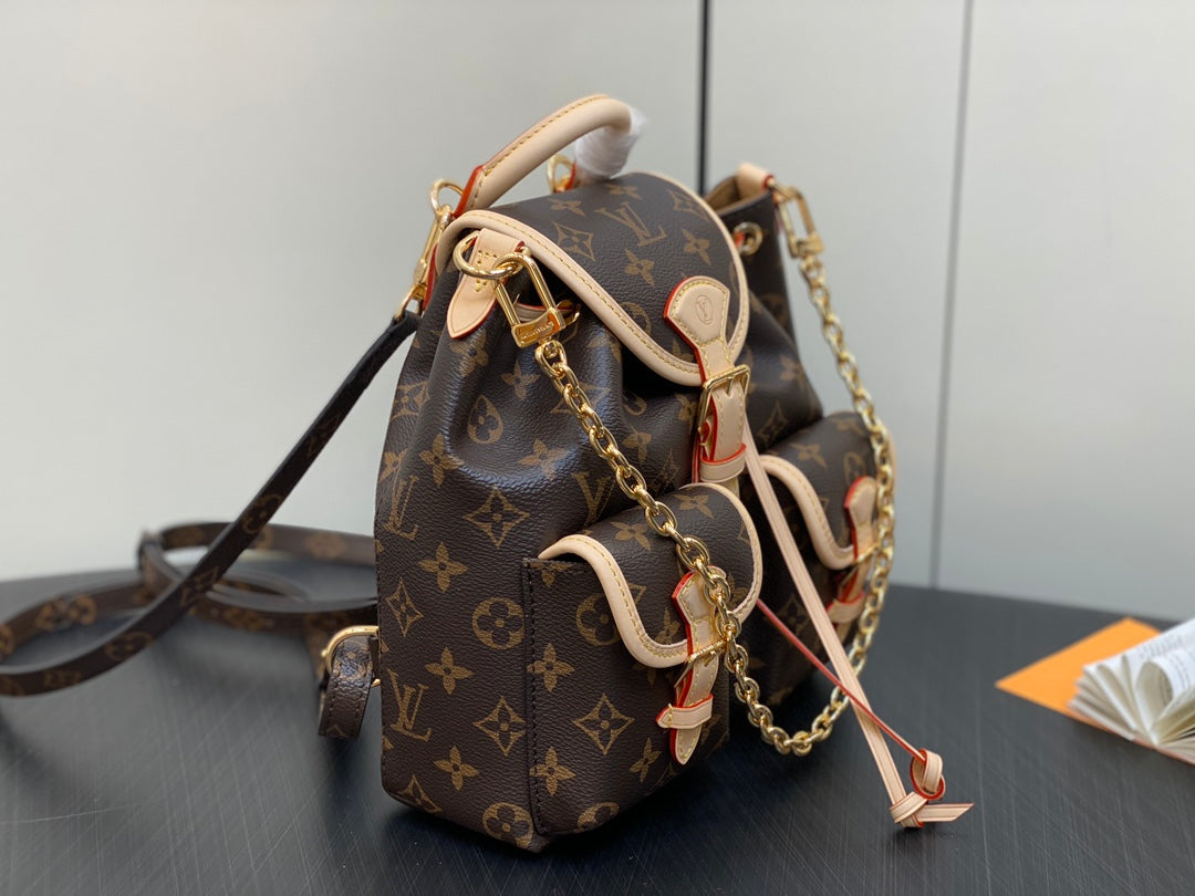 Louis Vuitton Excursion PM