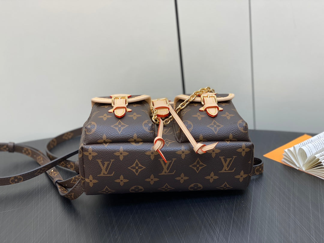 Louis Vuitton Excursion PM