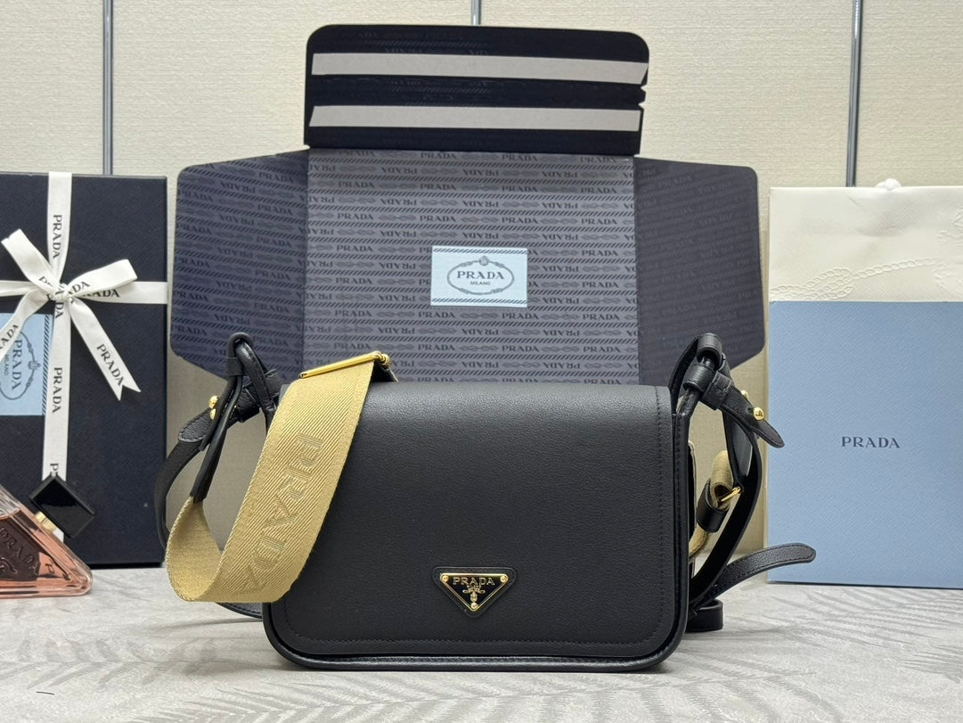 Prada Leather Shoulder bag