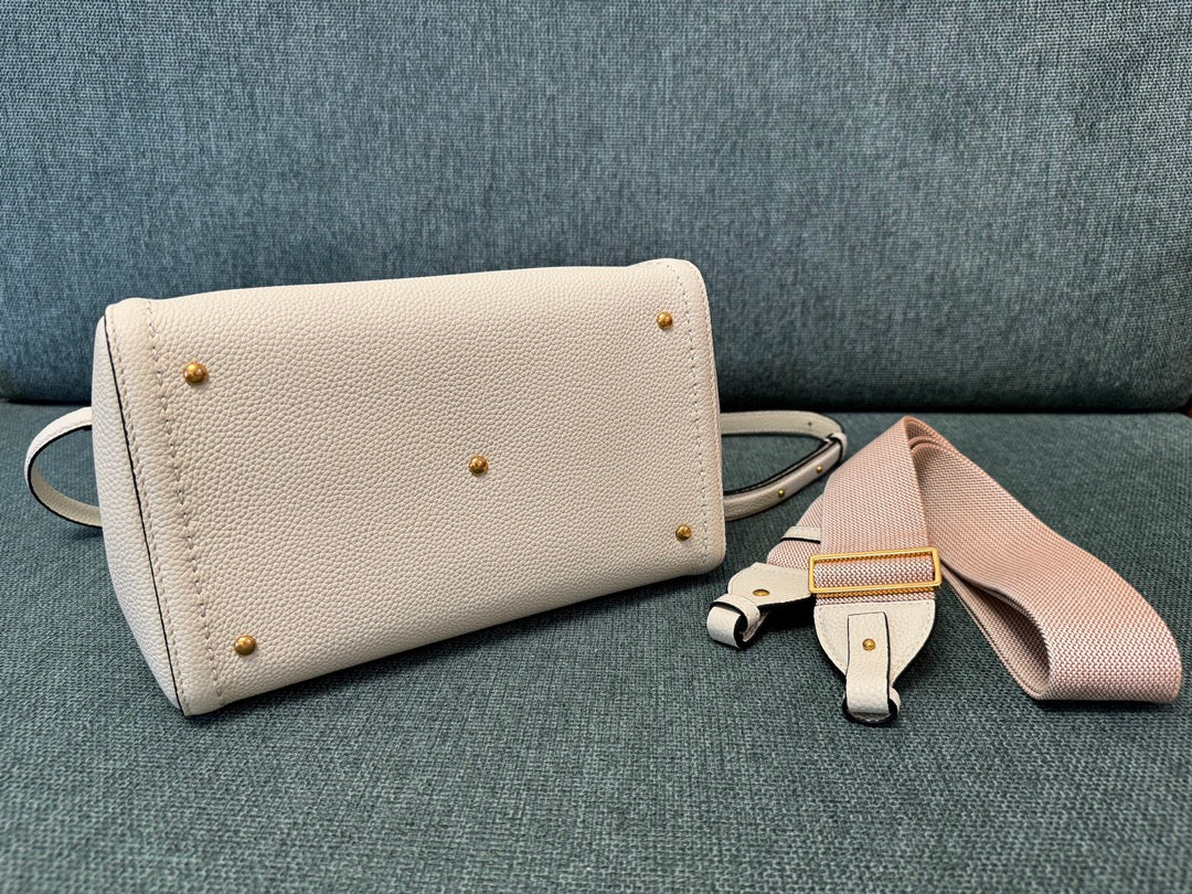 Valentino Garavani handbag medium